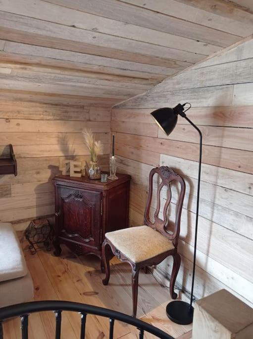 Le P'Tit Nid : Mini Loft Pour 2 A 4 Personnes Villa Tellin Eksteriør bilde